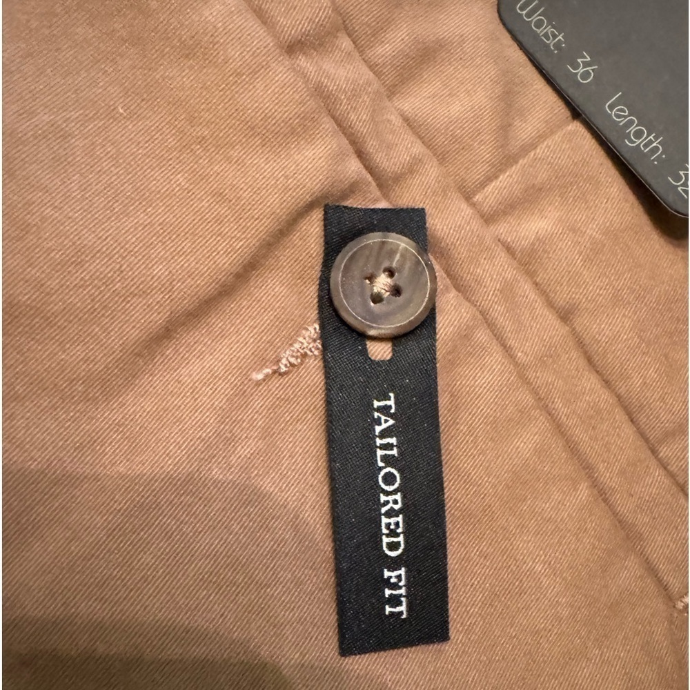 NWT The Men’s Store at Bloomingdale’s Tailored Fit Chino Pants 36W x 32L Brown - Picture 12 of 12